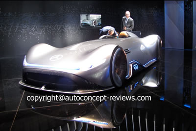 Mercedes Benz EQC Silver Arrow Concept 